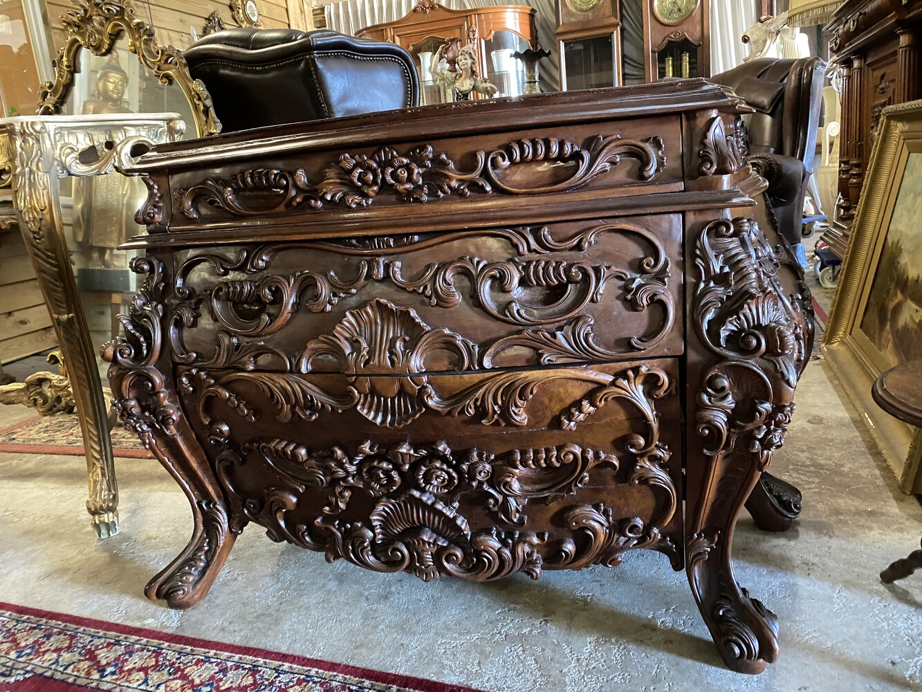 Baroque carved commode