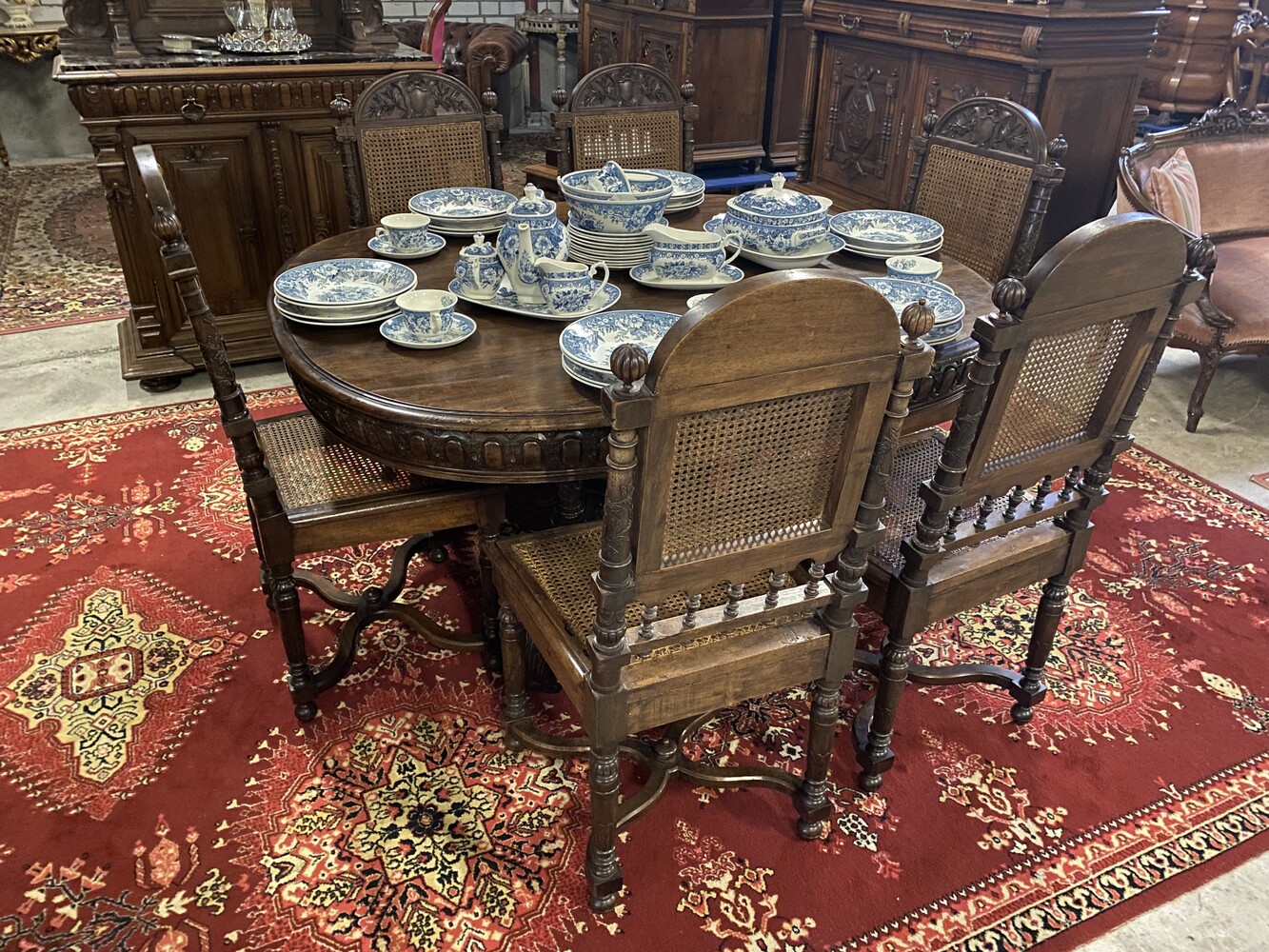 Complete French diningroom