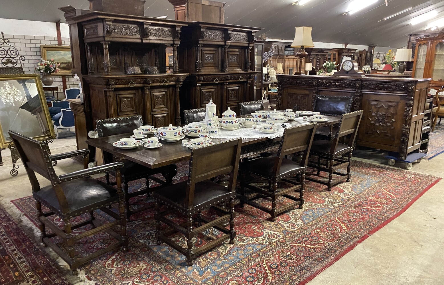 Complete French diningroom