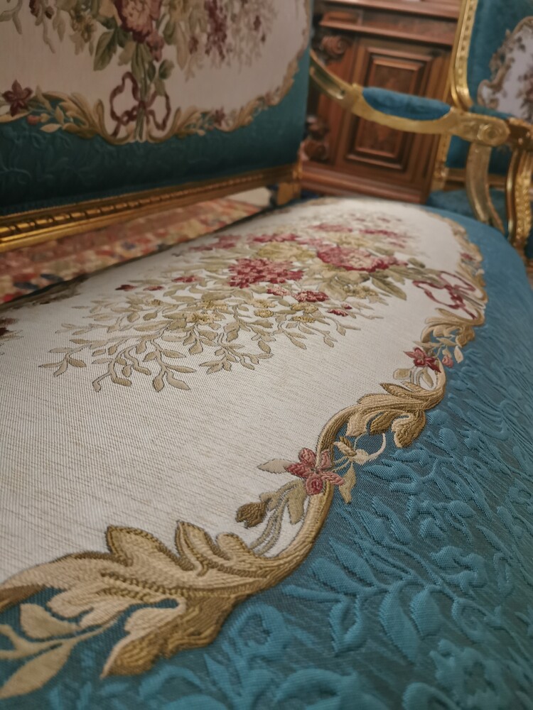 Elegance in Blue: Louis XVI Style Sofaset