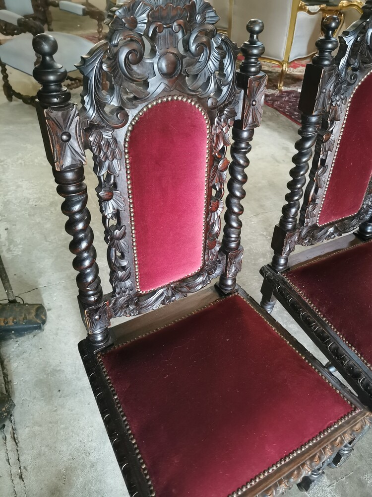 Exquisite Set of 4 Oak French Hunting Chairs