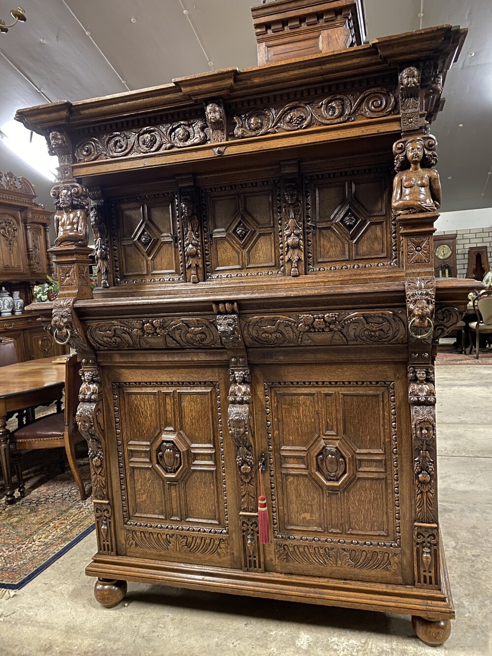 French cabinet