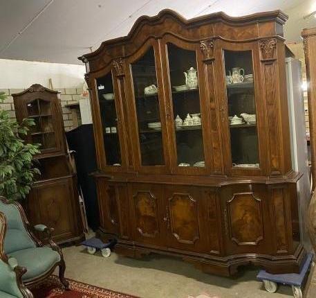 Italian wallnut cabinet
