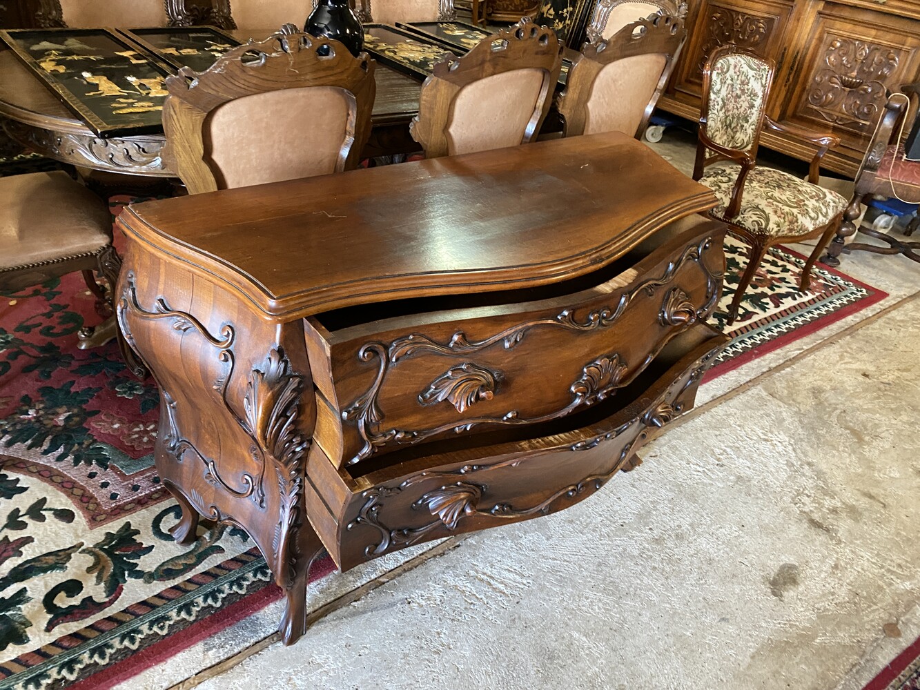 Italian walnut bombe commode with 2 drawers