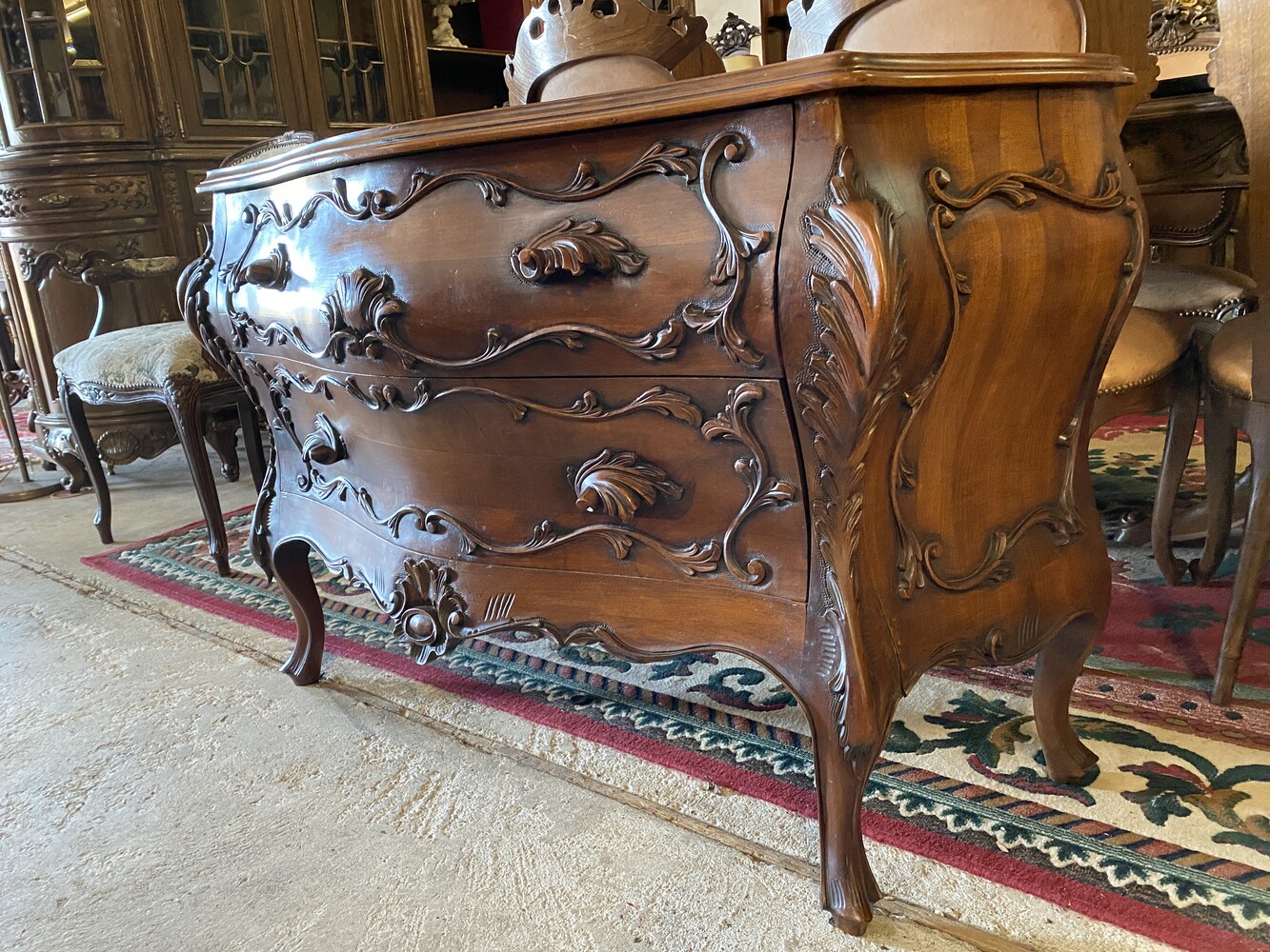 Italian walnut bombe commode with 2 drawers