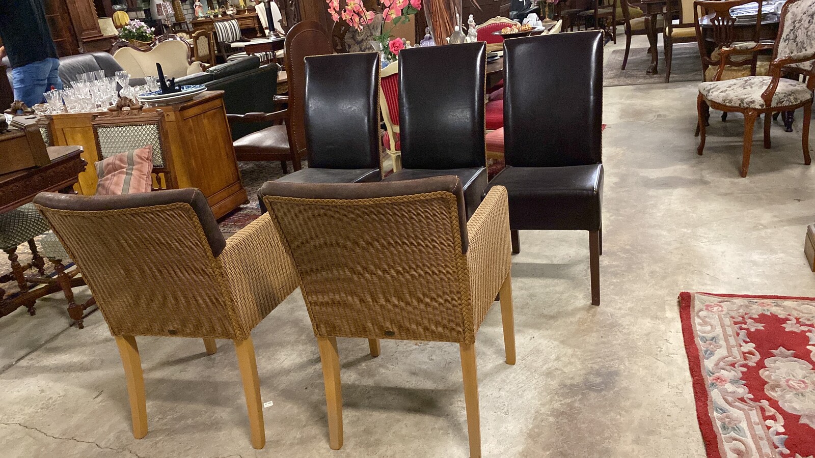 Nice Loom chairs