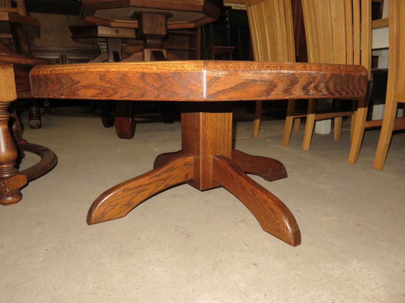 Oak coffee table with tiles