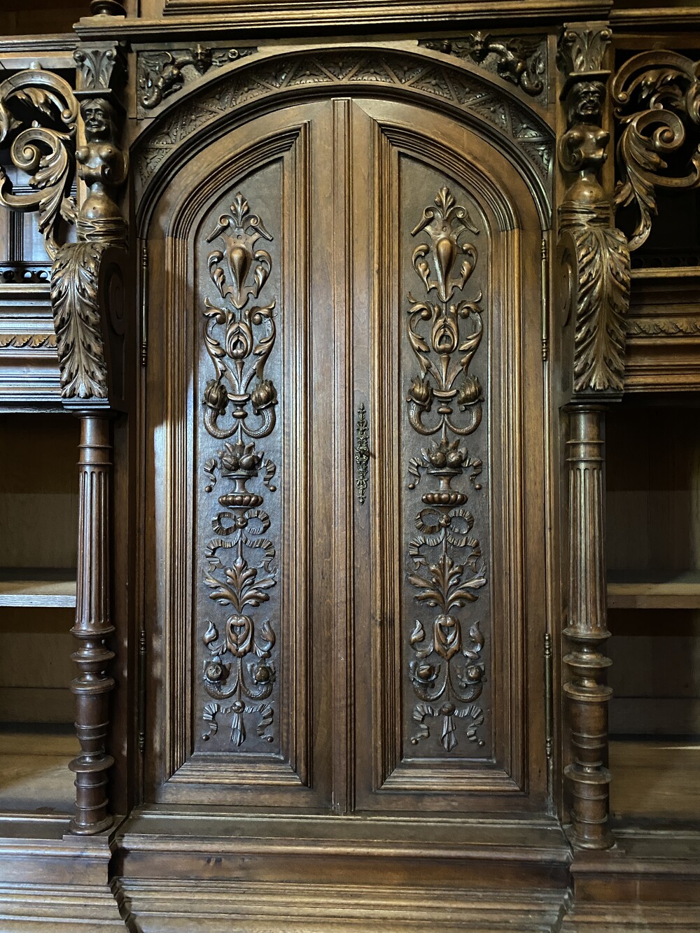 Special French Renaissance cabinet