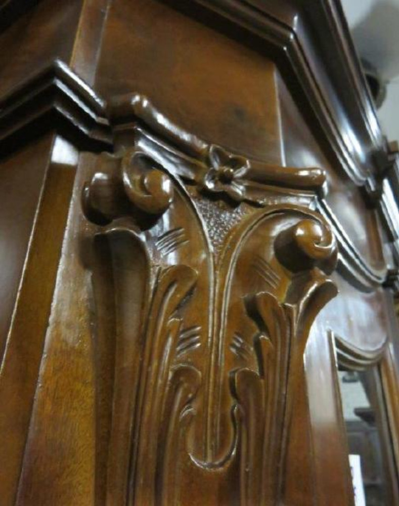 Super Italian wallnut cabinet