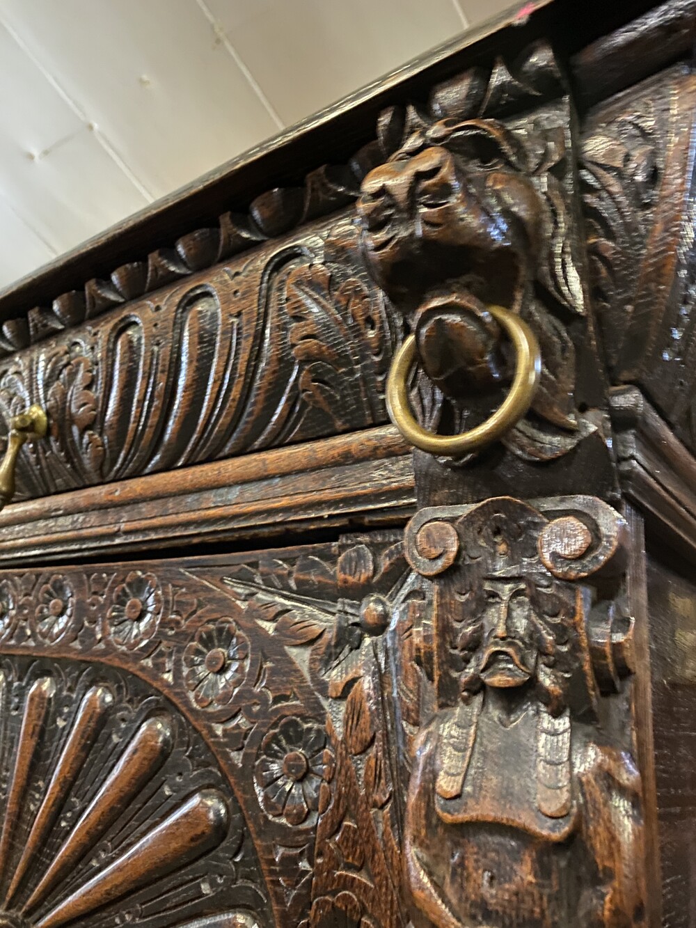 Very nice carved dresser