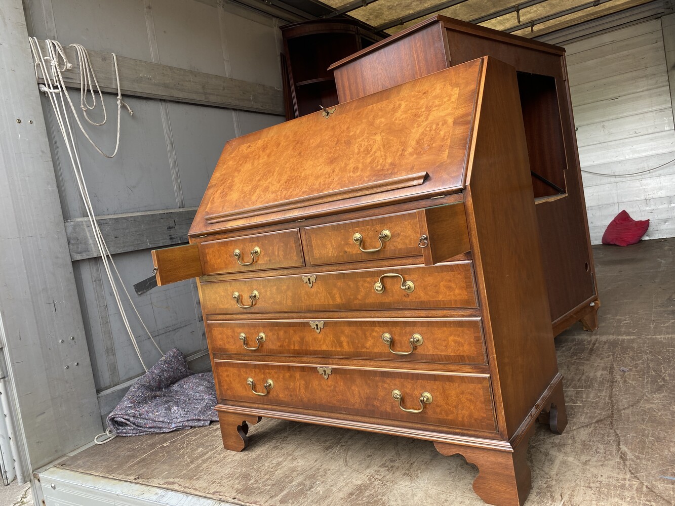 Very nice walnut secretaire